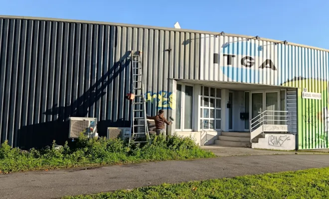 Remise en peinture bardage, Rennes, Façade services